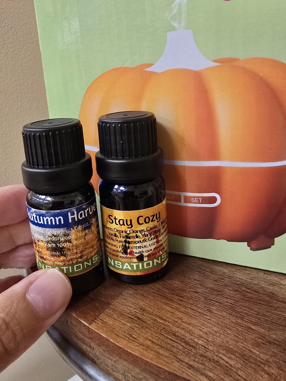 Stay Cozy & Autumn Harvest Essential Oil Duo - With Diffuser